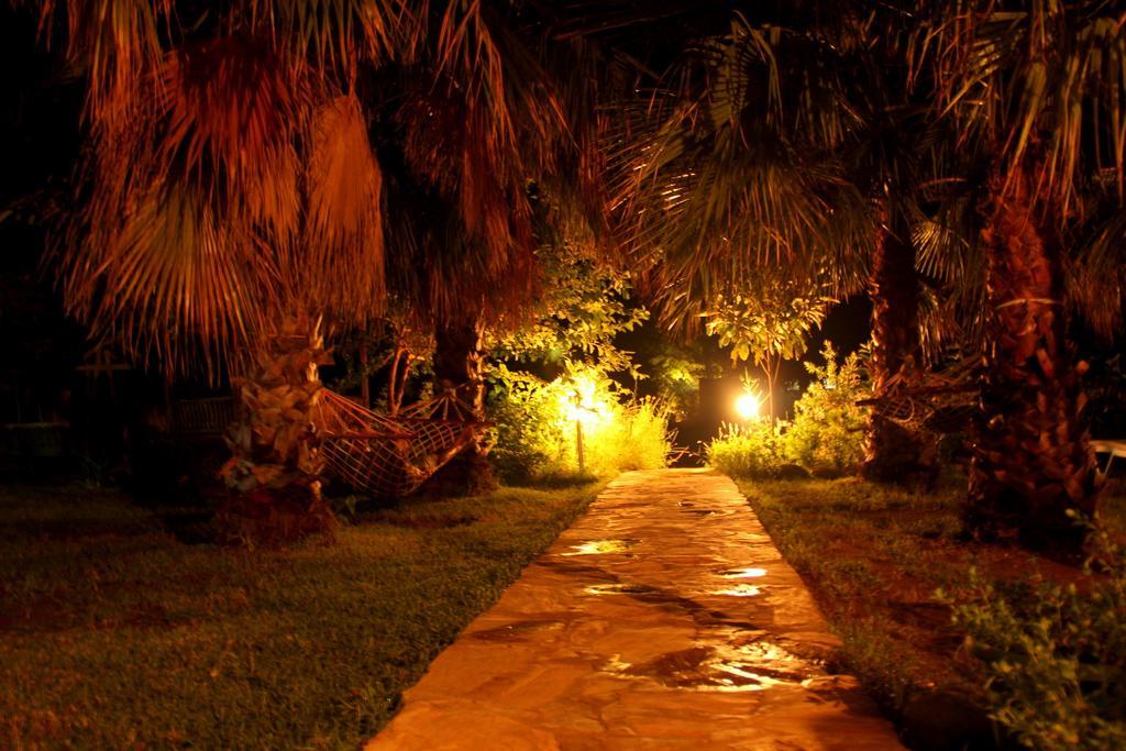 Olympos Yavuz Hotel Cirali Bagian luar foto
